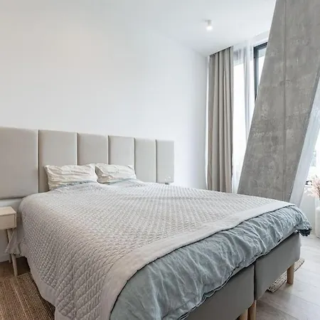 Slovakia Chalupkova Downtown Retreat Апартаменты Братислава